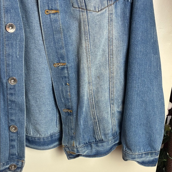 Cavalini Distressed Light Blue Denim Jacket - Picture 6 of 7